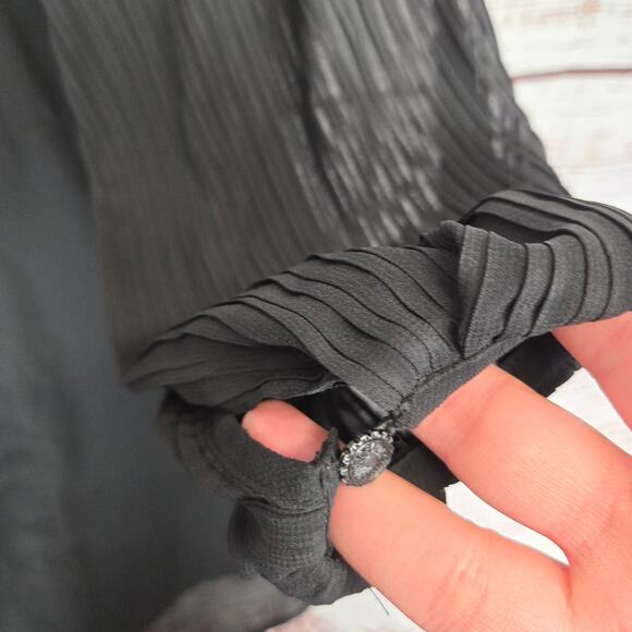 UO Y2K Whimsigoth Chiffon Black Babydoll Dress Sz 12 Flowy Pleated Puff Sleeves - Picture 8 of 16